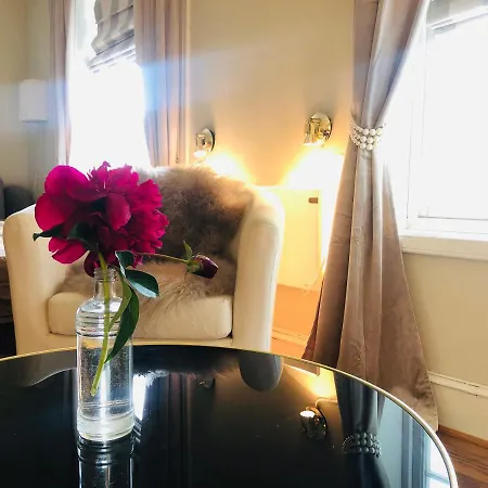 Gronset Skysstasjon Bed & Breakfast Vinjeora