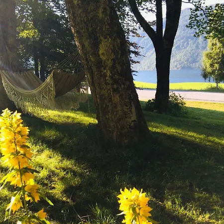 Gronset Skysstasjon Bed & Breakfast Vinjeora