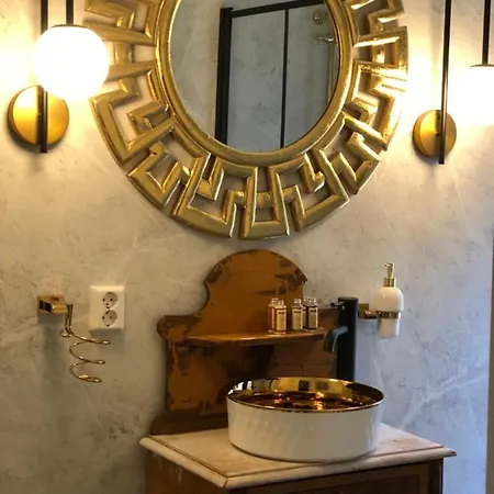 Gronset Skysstasjon Bed & Breakfast 3*