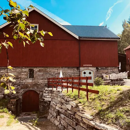 Gronset Skysstasjon Bed & Breakfast