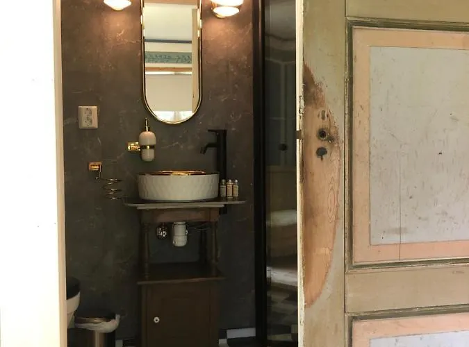 Gronset Skysstasjon B&B 3*