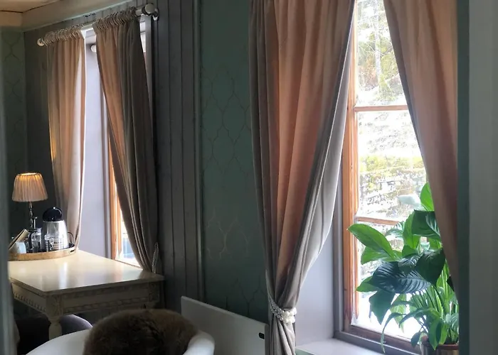 Gronset Skysstasjon 3* Vinjeora