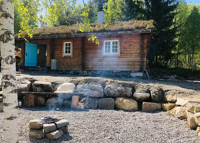 Gronset Skysstasjon Bed & Breakfast 3*