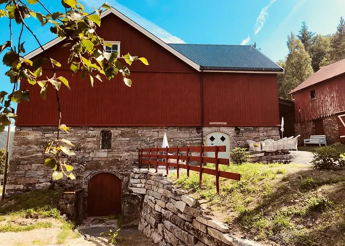 Gronset Skysstasjon B&B